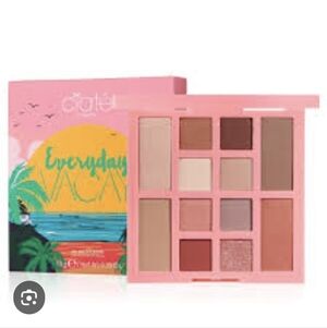 Ciaté Everyday Vacay Eye & Face Palette 12-shade bronzing, blusher & highlight